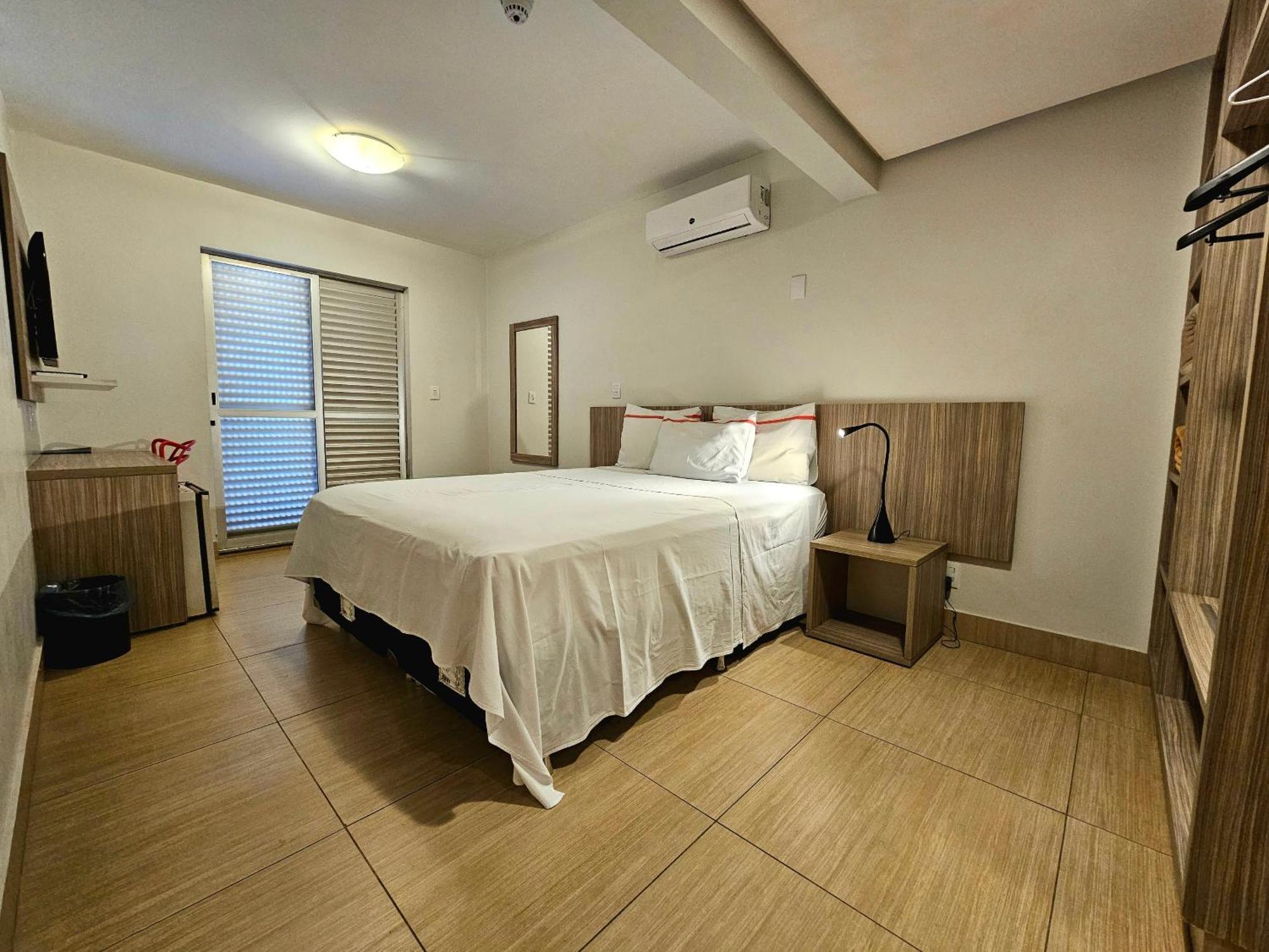 Rio Vermelho Hotel 2*